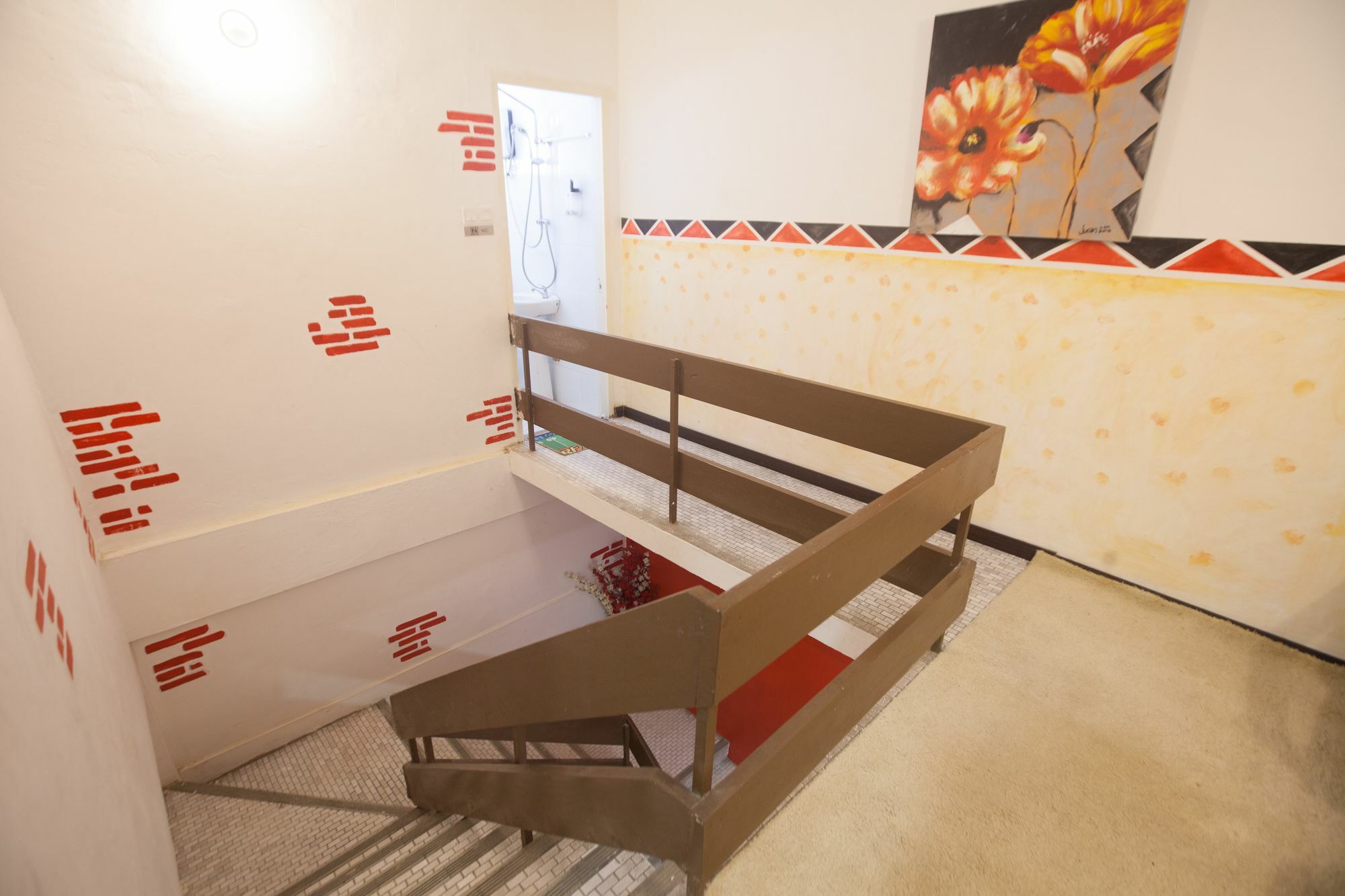 Natol Homestay - London Κουτσίνγκ Εξωτερικό φωτογραφία