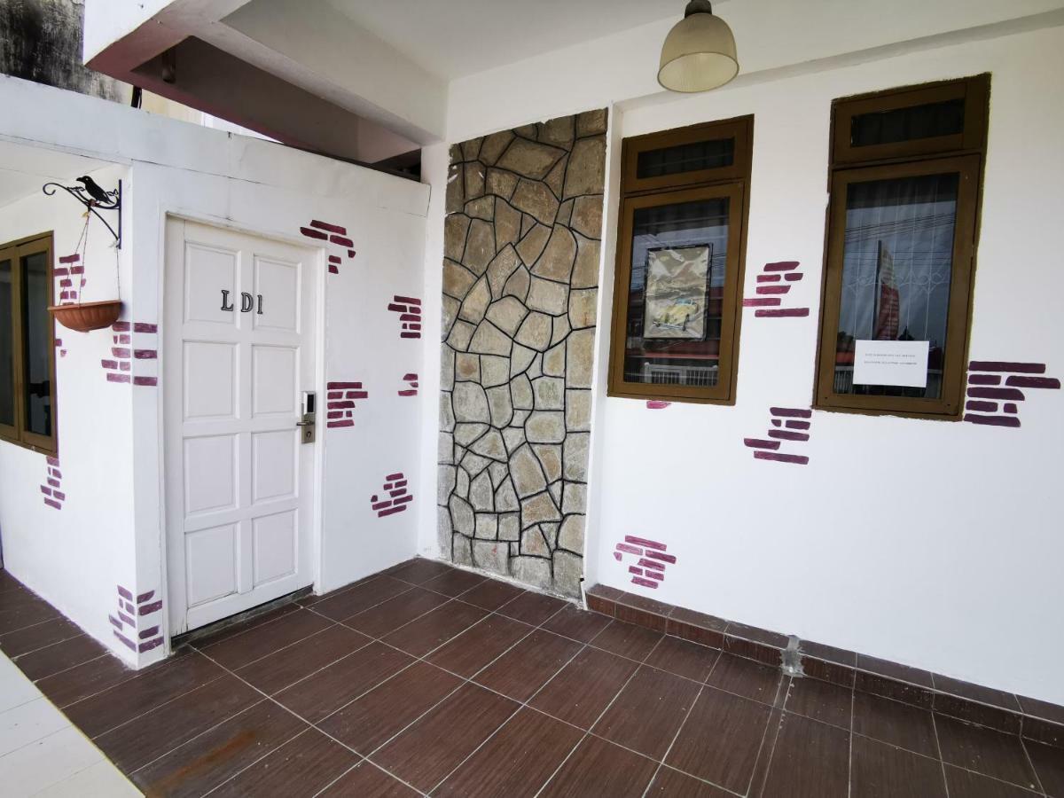 Natol Homestay - London Κουτσίνγκ Εξωτερικό φωτογραφία